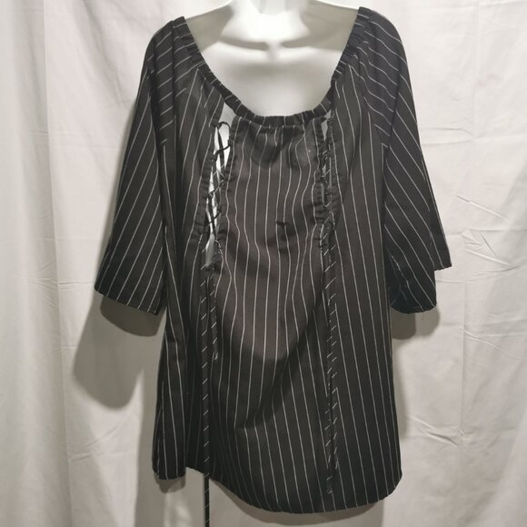 Pinstriped 3/4 Sleeve Blouse with Lace Up Details on the Back Size XXL EUC # 196 - Picture 4 of 8